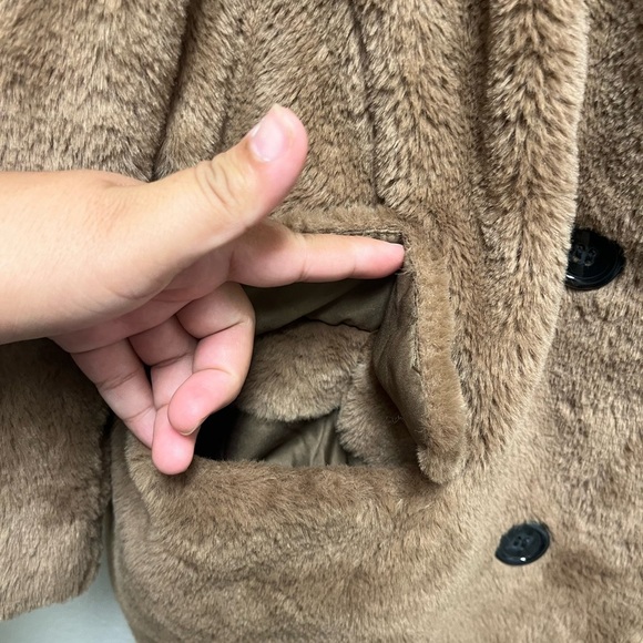 H&M Tan Teddy Jacket Plush Oversized Design - Picture 3 of 13